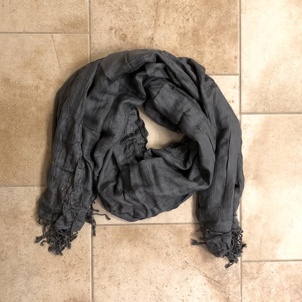 Zumiez Gray Scarf With Shimmer Accent
